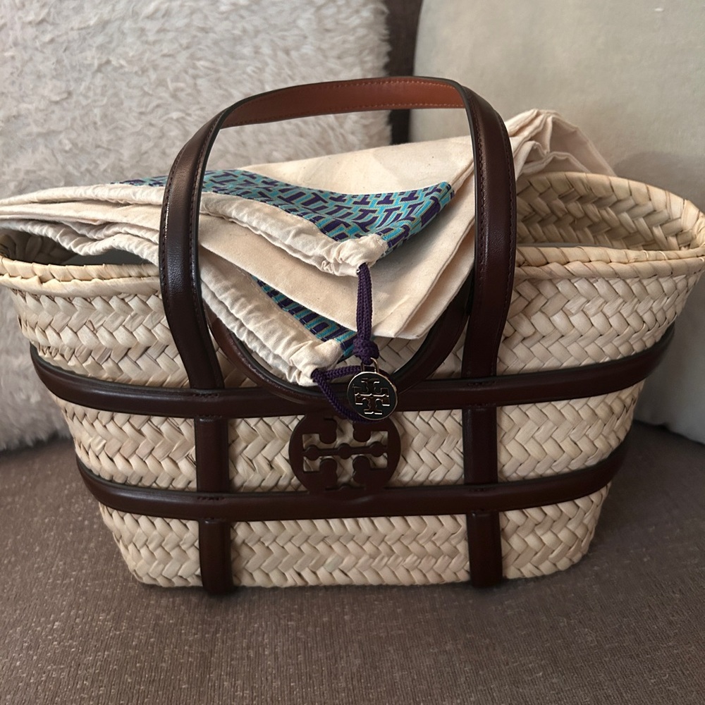 Tory Burch Ella Straw Basket Tote - Picture 8 of 16